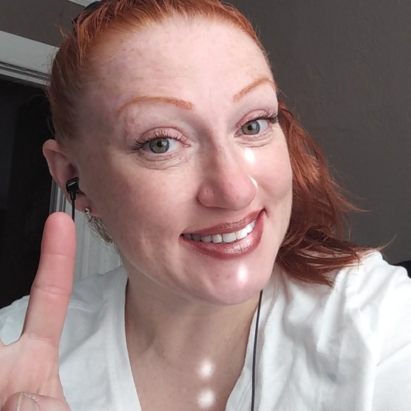 Meet your Posher, Jen(Scarlett) - Picture 9 of 11